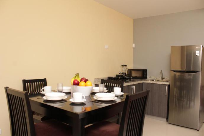 Imagen de la habitación del Hotel Juanedu Suites. Foto 5