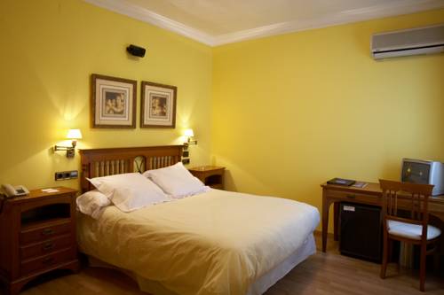 Imagen de la habitación del Hotel Juanito. Foto 5