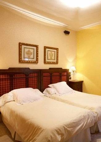 Imagen de la habitación del Hotel Juanito. Foto 9