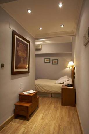 Imagen de la habitación del Hotel Juanito. Foto 12