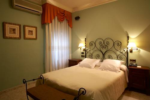 Imagen de la habitación del Hotel Juanito. Foto 16