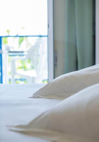 Imagen de la habitación del Hotel Juanito Platja. Foto 12