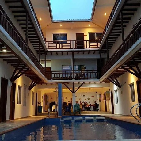 Imagen de la habitación del Hotel Juanmar. Foto 13