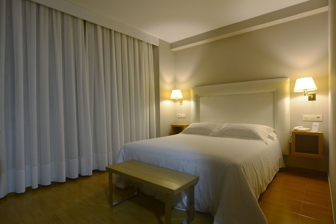 Imagen de la habitación del Hotel Jucamar. Foto 9