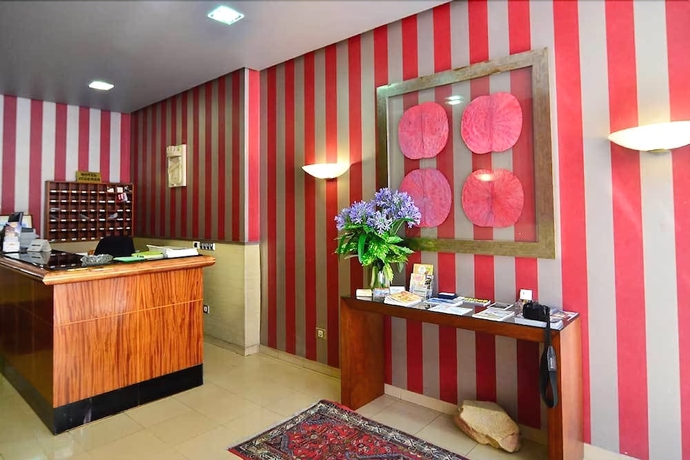 Imagen de los interiores del Hotel Jucamar. Foto 19