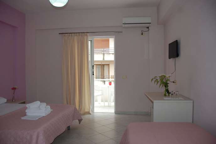 Imagen de la habitación del Hotel Judi Aparthotel. Foto 5