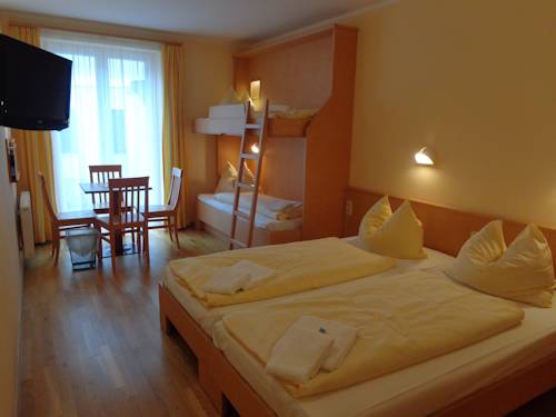 Imagen de la habitación del Hotel Jufa Altaussee. Foto 8
