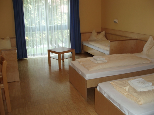 Imagen de la habitación del Hotel Jufa Graz. Foto 8