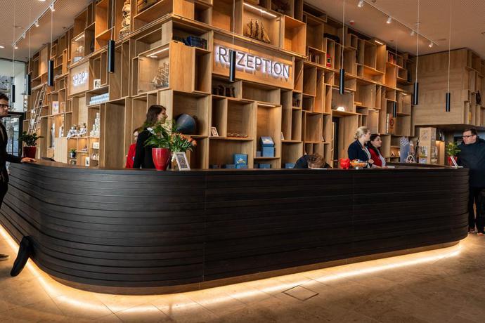 Imagen de los interiores del Hotel Jufa Hamburg Hafencity. Foto 11