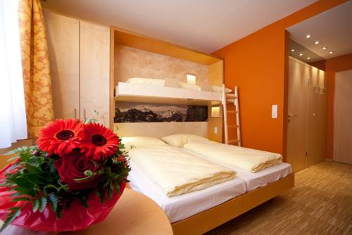 Imagen de la habitación del Hotel Jufa Montafon. Foto 3