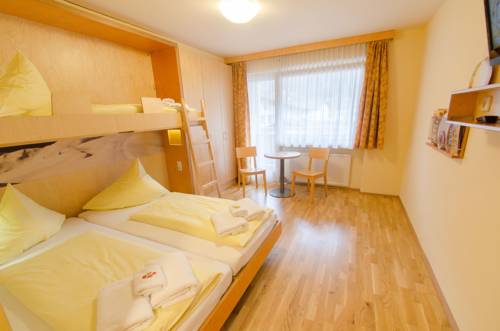 Imagen de la habitación del Hotel Jufa Montafon. Foto 7