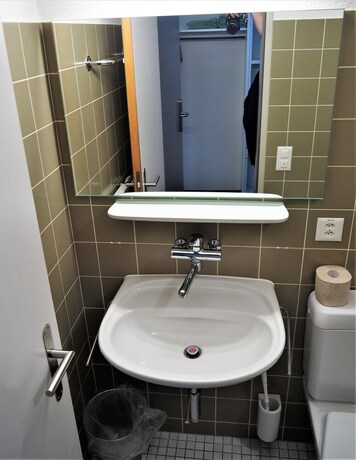Imagen de la habitación del Hotel Jugendherberge Romanshorn. Foto 22