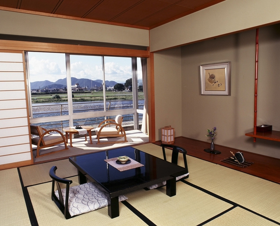 Imagen de la habitación del Hotel Juhachiro. Foto 11