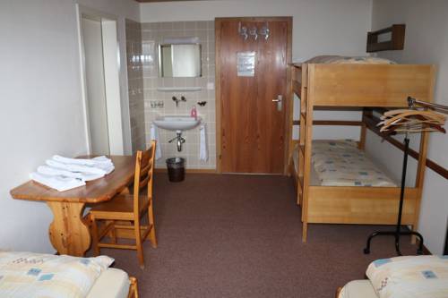 Imagen de la habitación del Hotel Juhui Lenzerheide. Foto 3