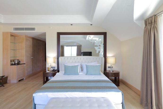 Imagen de la habitación del Hotel Juju Premier Palace. Foto 3