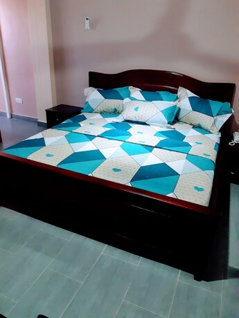 Imagen general del Hotel Julbert Plaza. Foto 16