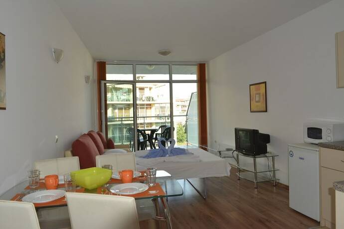 Imagen general del Hotel Julia Family Apartments. Foto 9