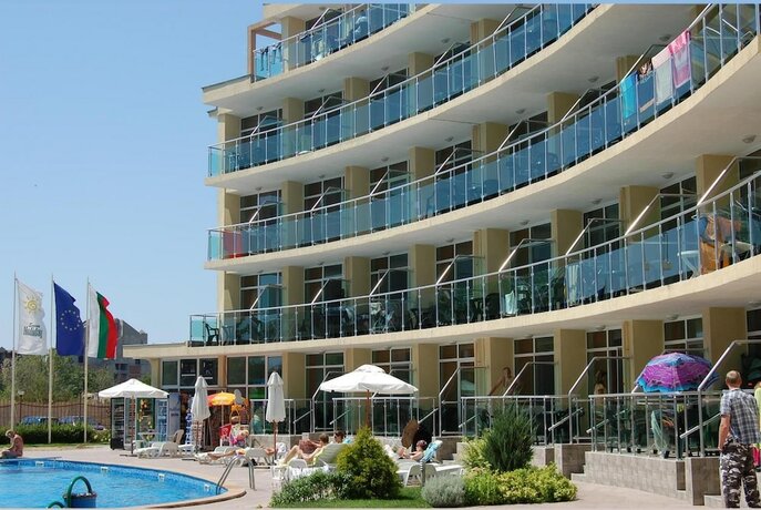 Imagen general del Hotel Julia Family Apartments. Foto 16