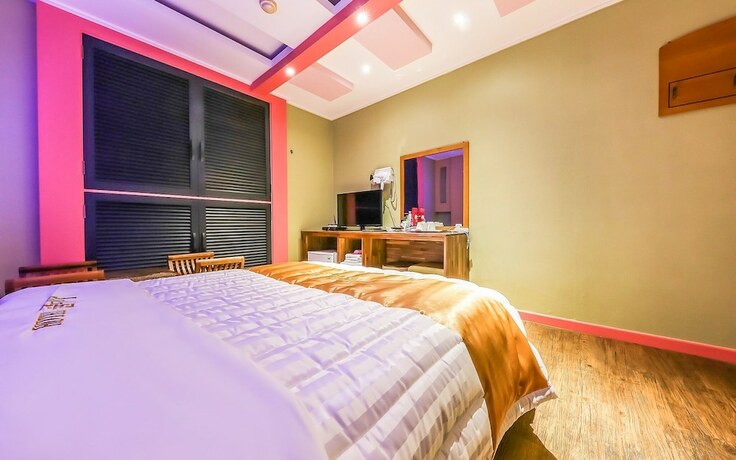 Imagen general del Hotel Julia Hongsung. Foto 6