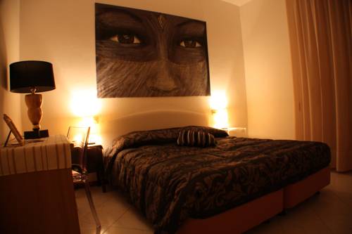 Imagen de la habitación del Hotel Julia, Lido degli Estensi. Foto 4