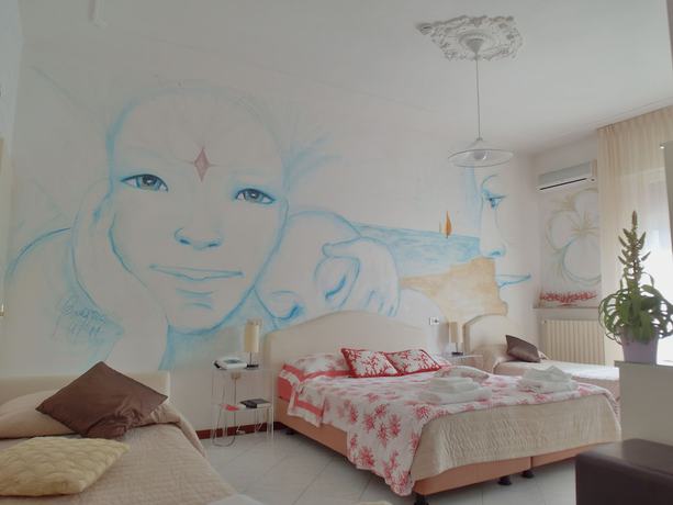 Imagen de la habitación del Hotel Julia, Lido degli Estensi. Foto 6