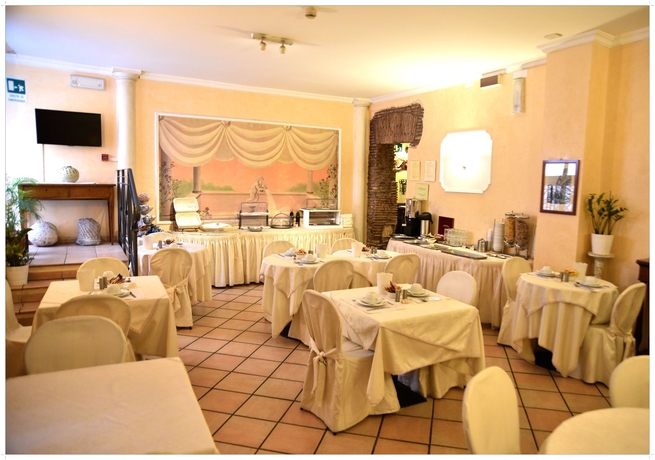 Imagen del bar/restaurante del Hotel Julia, Roma. Foto 5