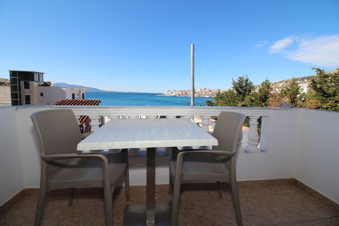 Imagen de la habitación del Hotel Julia, Sarande. Foto 16