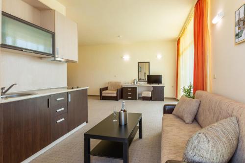 Imagen de la habitación del Hotel Julia, Sveti Vlas . Foto 17