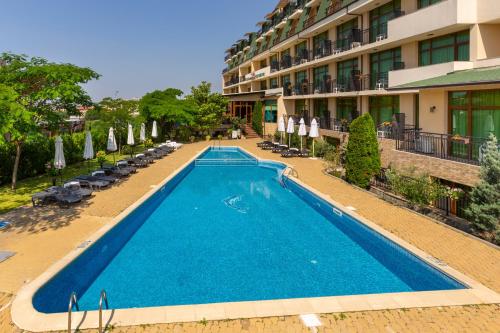 Imagen general del Hotel Julia, Sveti Vlas . Foto 5