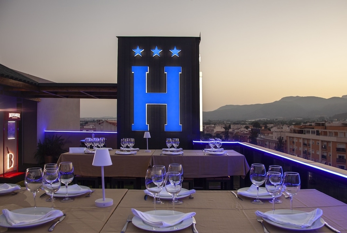 Imagen de la habitación del Hotel Julián, Alhama de Murcia. Foto 14