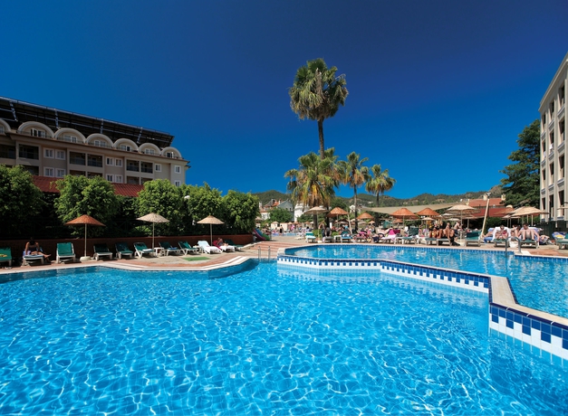 Imagen de la piscina del Hotel Julian Club - All Inclusive. Foto 8