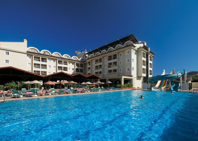 Imagen de la piscina del Hotel Julian Club - All Inclusive. Foto 9