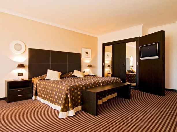 Imagen de la habitación del Hotel Juliana Cannes. Foto 1