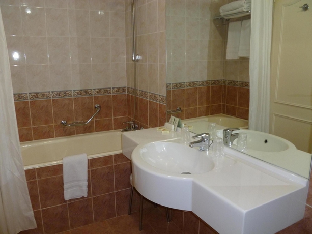 Imagen de la habitación del Hotel Juliana Cannes. Foto 3