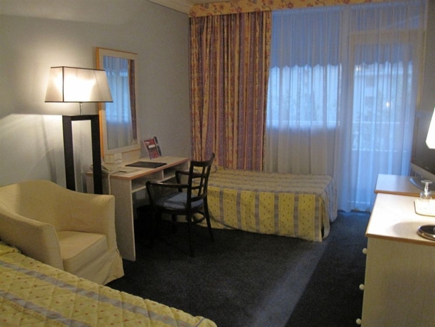 Imagen de la habitación del Hotel Juliana Cannes. Foto 6