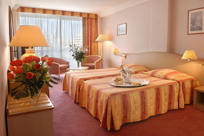 Imagen de la habitación del Hotel Juliana Cannes. Foto 9