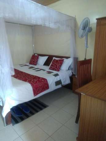 Imagen de la habitación del Hotel Juliana County. Foto 13