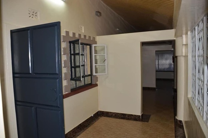 Imagen de los interiores del Hotel Juliana County. Foto 20