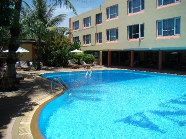 Imagen general del Hotel Juliana. Foto 4