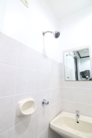 Imagen de la habitación del Hotel Juliano. Foto 17