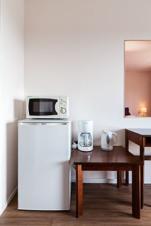 Imagen de la habitación del Hotel Julie. Foto 5