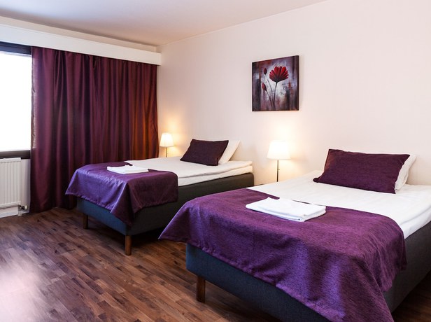 Imagen de la habitación del Hotel Julie. Foto 12