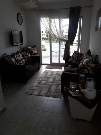 Imagen general del Hotel JulieeandMeray. Foto 4