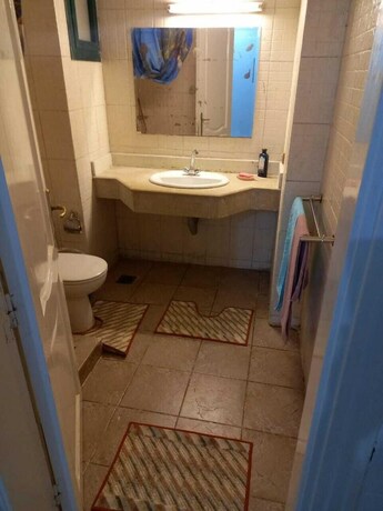 Imagen general del Hotel JulieeandMeray. Foto 12