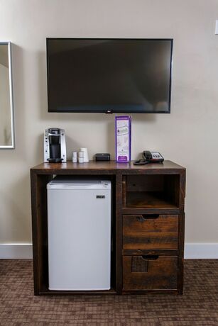 Imagen de la habitación del Hotel Julie\'s Park Cafe and Motel. Foto 20