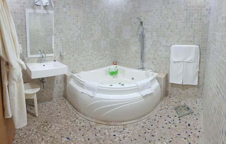 Imagen general del Hotel Julius. Foto 13