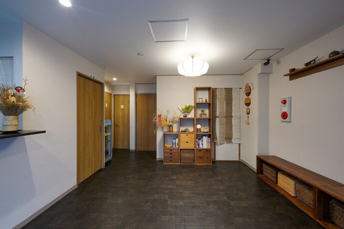 Imagen de los interiores del Hotel July. Foto 14