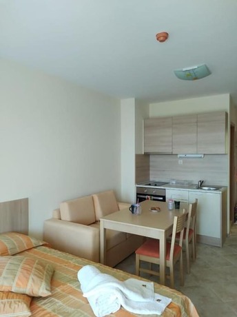 Imagen de la habitación del Hotel July Morning Seaside Resort. Foto 17