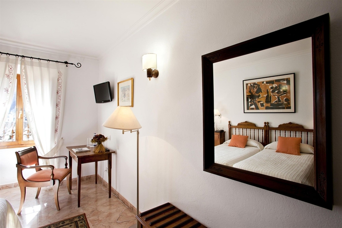 Imagen de la habitación del Hotel Juma. Foto 7