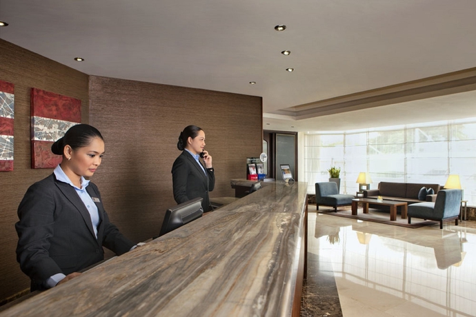 Imagen de los interiores del Hotel Jumeira Rotana. Foto 9